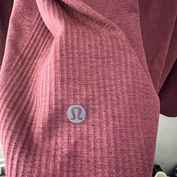 Lululemon Wine/Burdeos Men's Live in Practice Running Long Sleeve T-Shirt Sz L - Picture 5 of 10
